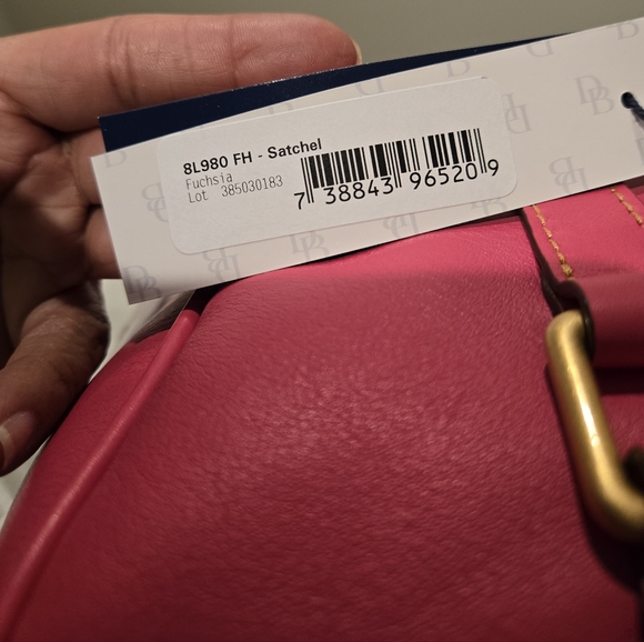 New Dooney & Bourke Fuschia Florentine Leather Satchel - Picture 2 of 7